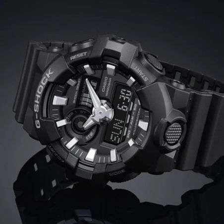 Montre G-Shock GA-700-1BER