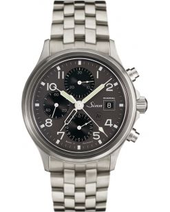 Traditional Chronograph 358...