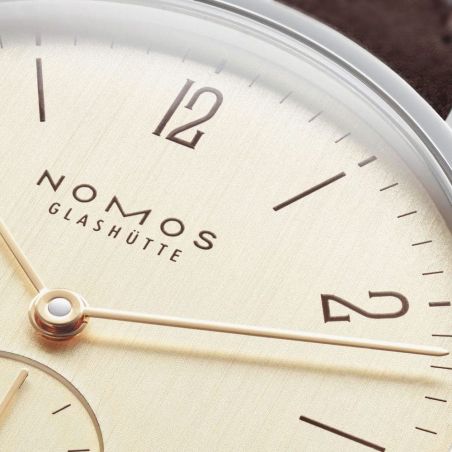 Tangente 33 Carat - Nomos