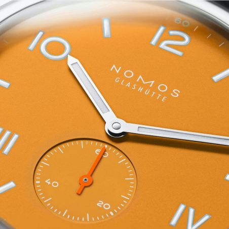 Club Campus 38 Future Orange Leather - Nomos 