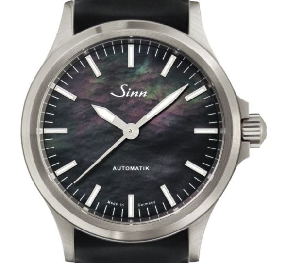 Instrument Watch 556 I Nacre Noir Silicone Strap - Sinn