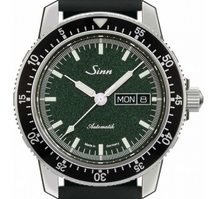 Montre Sinn Classic Pilot Watch 104 St Sa I MG Silicone Strap 