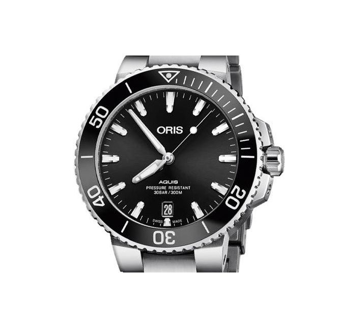 Aquis Date 39,5mm Black/Steel - Oris 