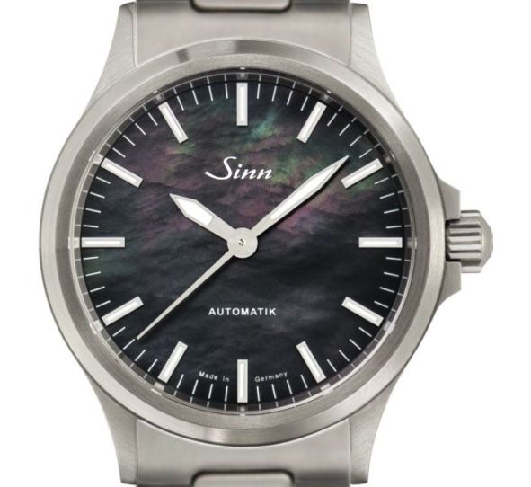 Instrument Watch 556 I Nacre Noir Solid Strap - Sinn