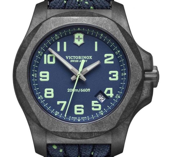 Montre Victorinox I.N.O.X. Carbon 241860