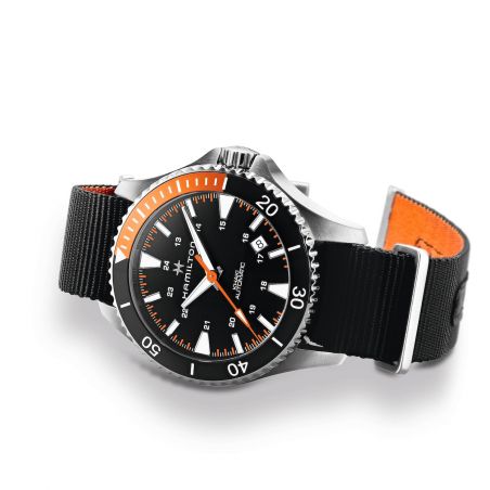 Montre Hamilton Khaki Navy Scuba Auto 40mm H82305931