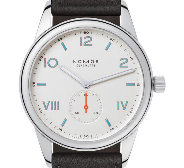 Club Campus 38 Leather - Nomos