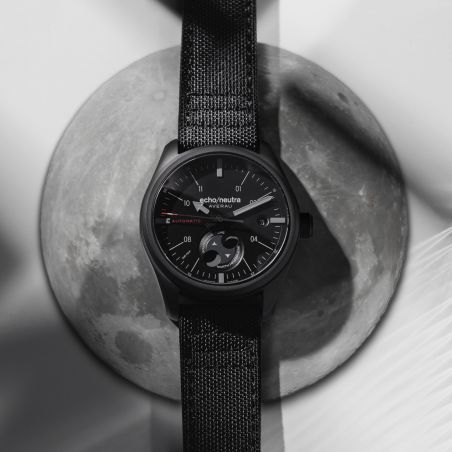 Montre echo/neutra Averau 39 Moon Phase Dark Grey PVD