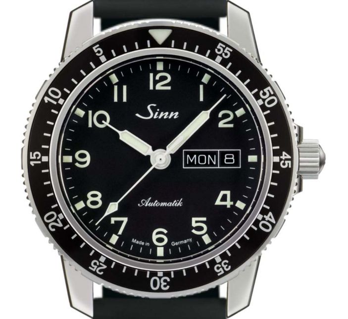 Classic Pilot Watch 104 St Sa A Silicone Strap - Sinn