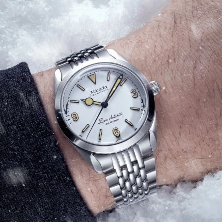 Montre Nivada Grenchen Super Antarctic 3.6.9 White Beige 32066A