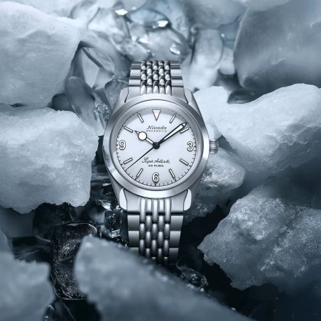 Montre Nivada Grenchen Super Antarctic 3.6.9 White 32067A
