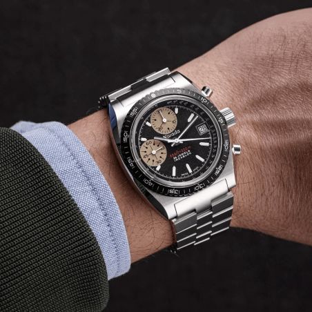 Montre Nivada Grenchen Chronograph Yellow 77001A