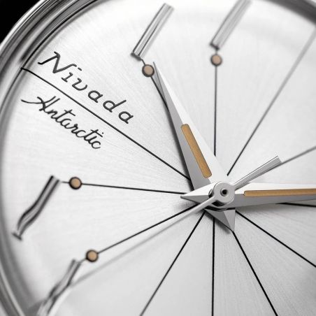 Montre Nivada Grenchen Antarctic Spider 35mm SIlver 35012M