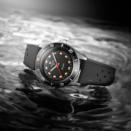 Montre Nivada Grenchen Antarctic Diver Aquamar Black 32068A
