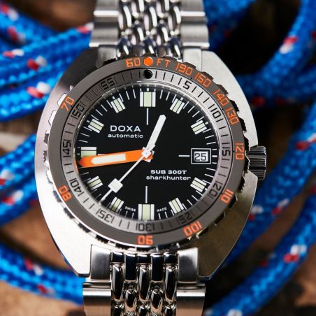 Montre Doxa SUB 300T Sharkhunter