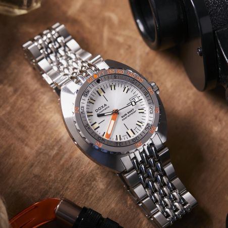 Montre Doxa SUB 300T Searambler