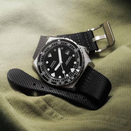 Montre Doxa SUB 600T Sharkhunter B&W