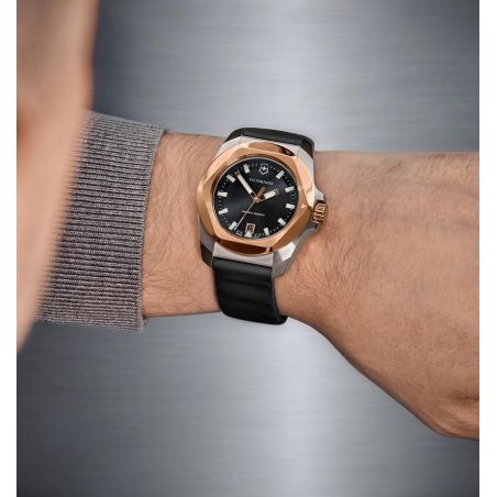 Montre Victorinox I.N.O.X. Quartz 242087