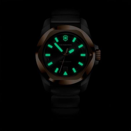 Montre Victorinox I.N.O.X. Quartz 242087