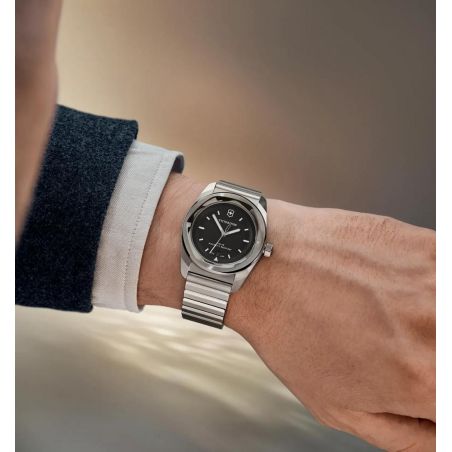Montre Victorinox Concept One Solar 242055
