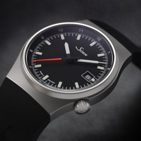 Montre Sinn Instrument Watch 544 RS Solid Strap