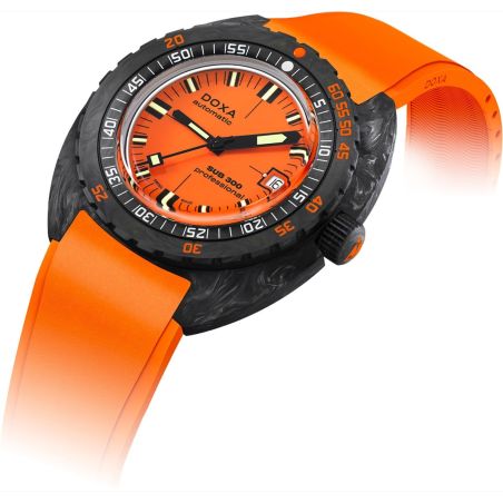 Montre Doxa SUB 300 Carbon Professional