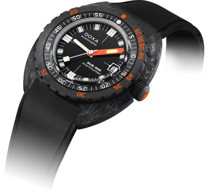 Montre Doxa SUB 300 Carbon Sharkhunter