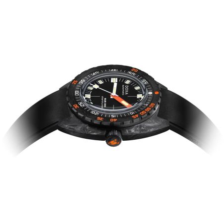 Montre Doxa SUB 300 Carbon Sharkhunter