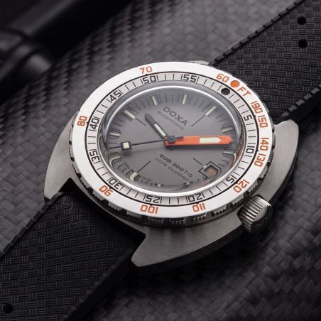 Montre Doxa SUB 300 Ti5 Clive Cussler