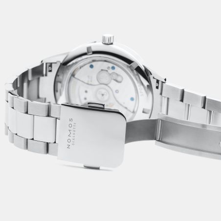 Montre Nomos Club Sport Neomatik Mondial Argent 791
