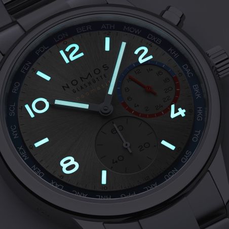 Montre Nomos Club Sport Neomatik Mondial Argent 791