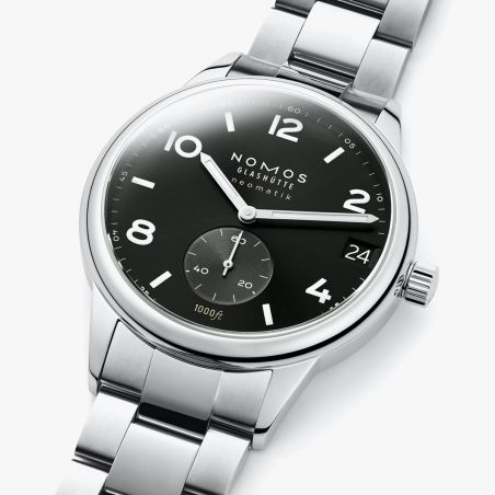 Montre Nomos Club Sport Neomatik 42 Date Noir 781