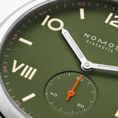 Montre Nomos Club Campus 38 Olive 739