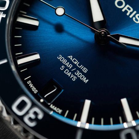 Montre Oris Aquis Date 41,5mm Calibre 400 Steel 