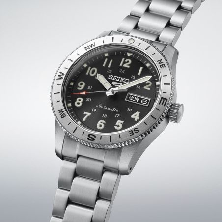 Montre Seiko 5 Field Series HDB006K1