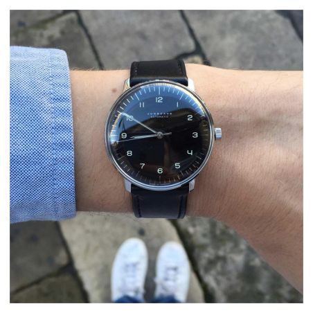 Montre Junghans Max Bill 27/3400.02