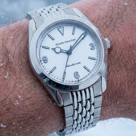 Montre Nivada Grenchen Antarctic Erotic White 320692M